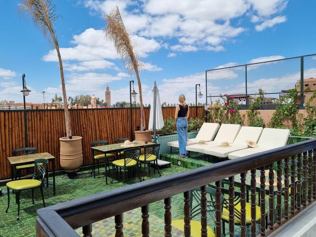 Riad Wazani Square & Spa Маракеш Екстериор снимка
