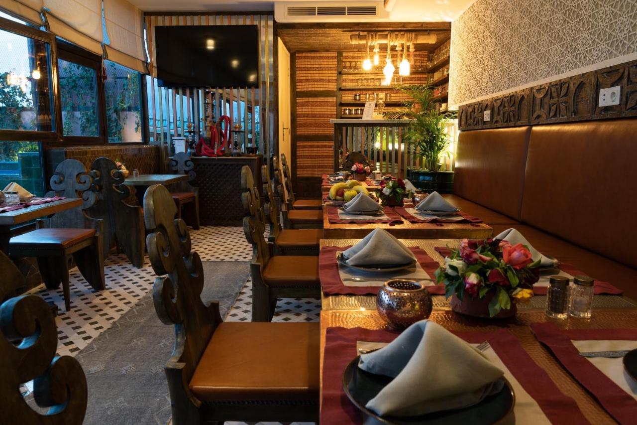 Riad Wazani Square & Spa Маракеш Екстериор снимка