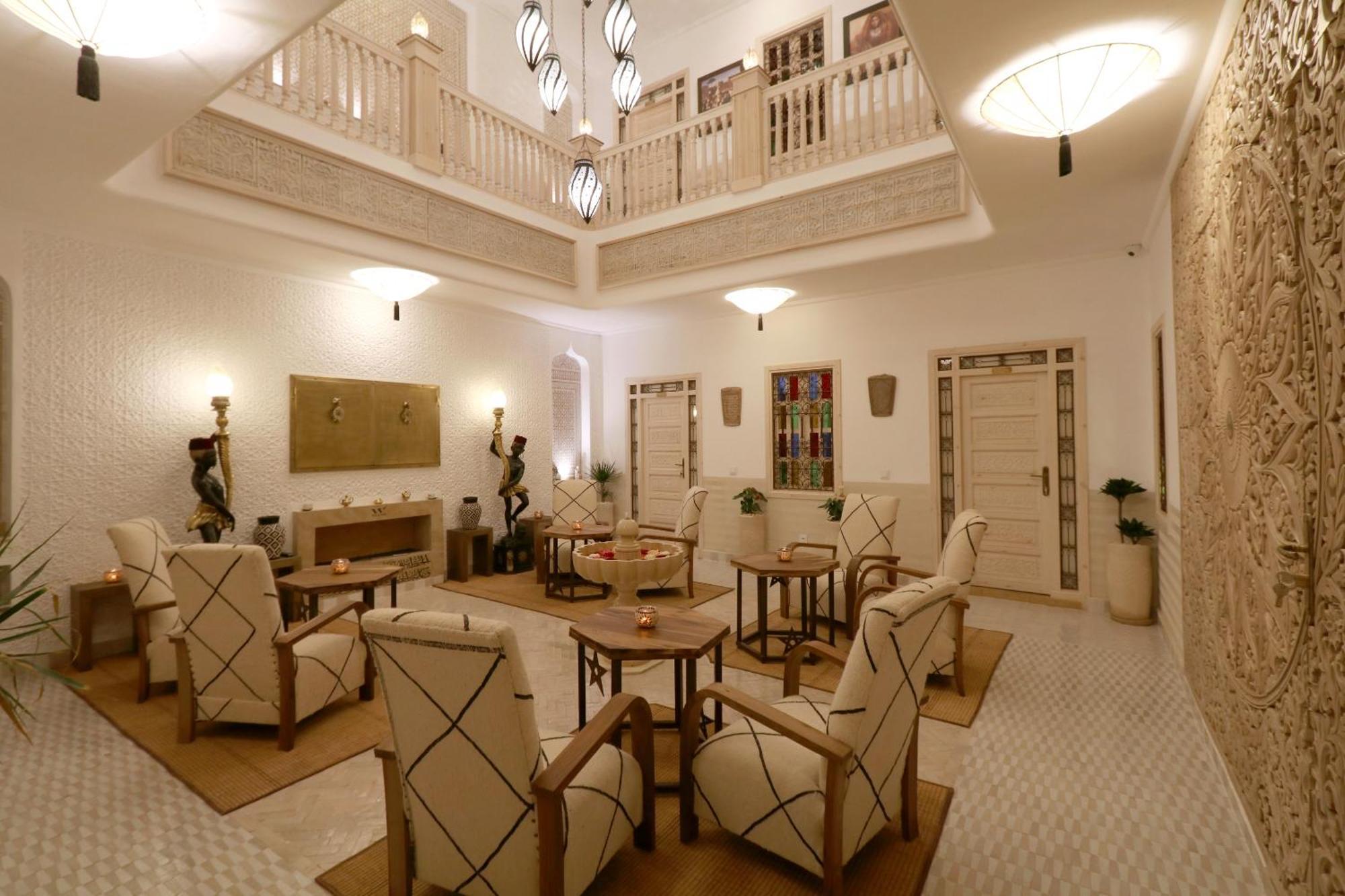 Riad Wazani Square & Spa Маракеш Екстериор снимка