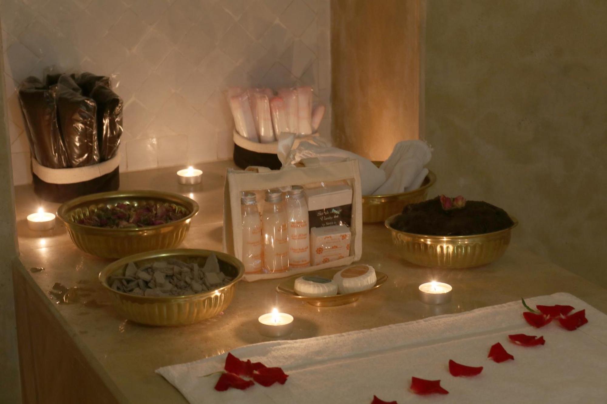 Riad Wazani Square & Spa Маракеш Екстериор снимка