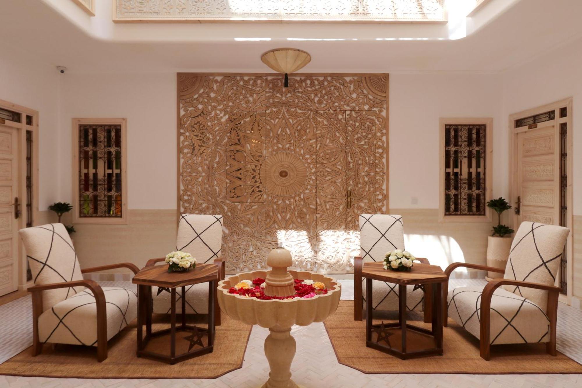 Riad Wazani Square & Spa Маракеш Екстериор снимка