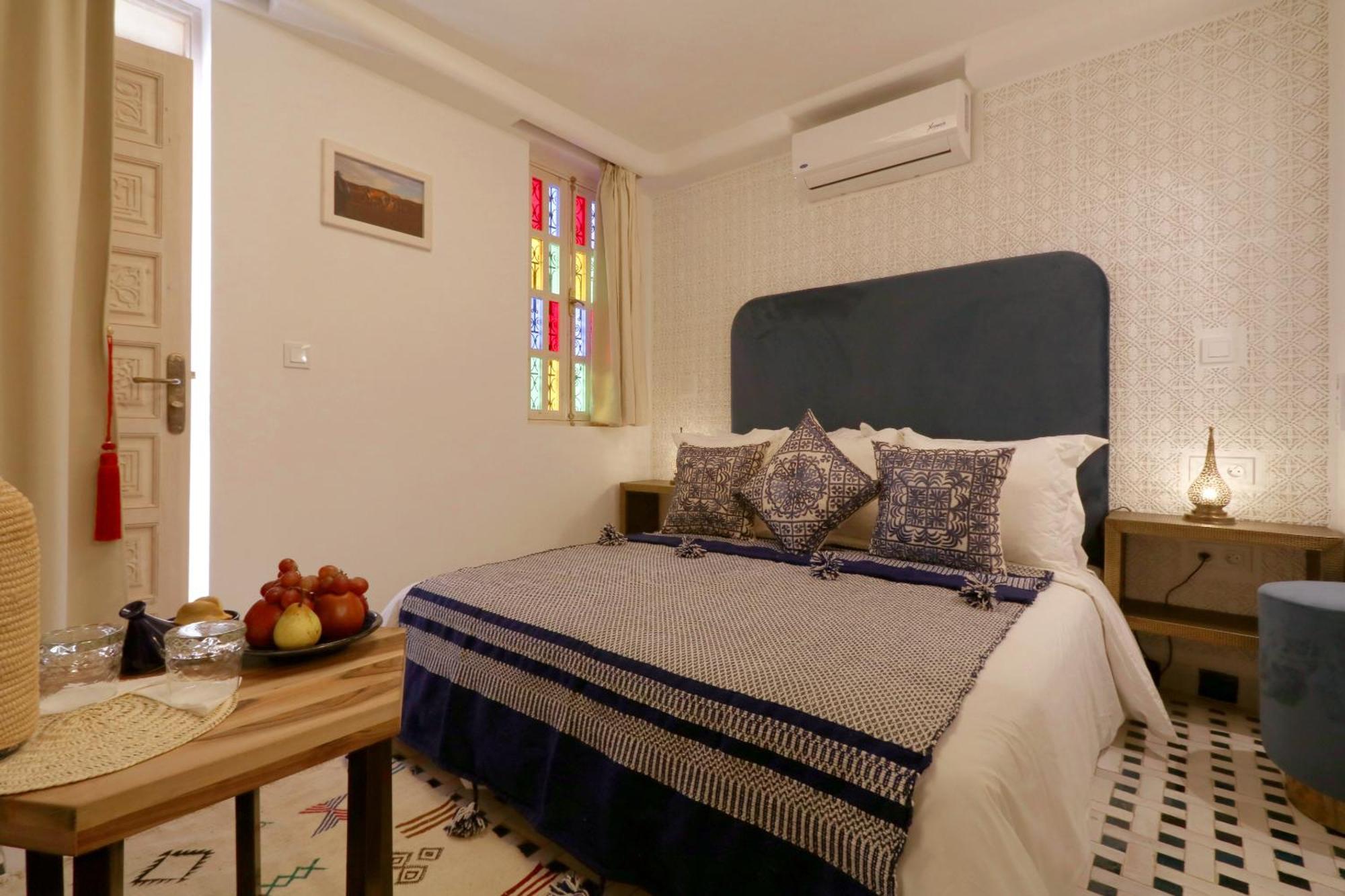 Riad Wazani Square & Spa Маракеш Стая снимка