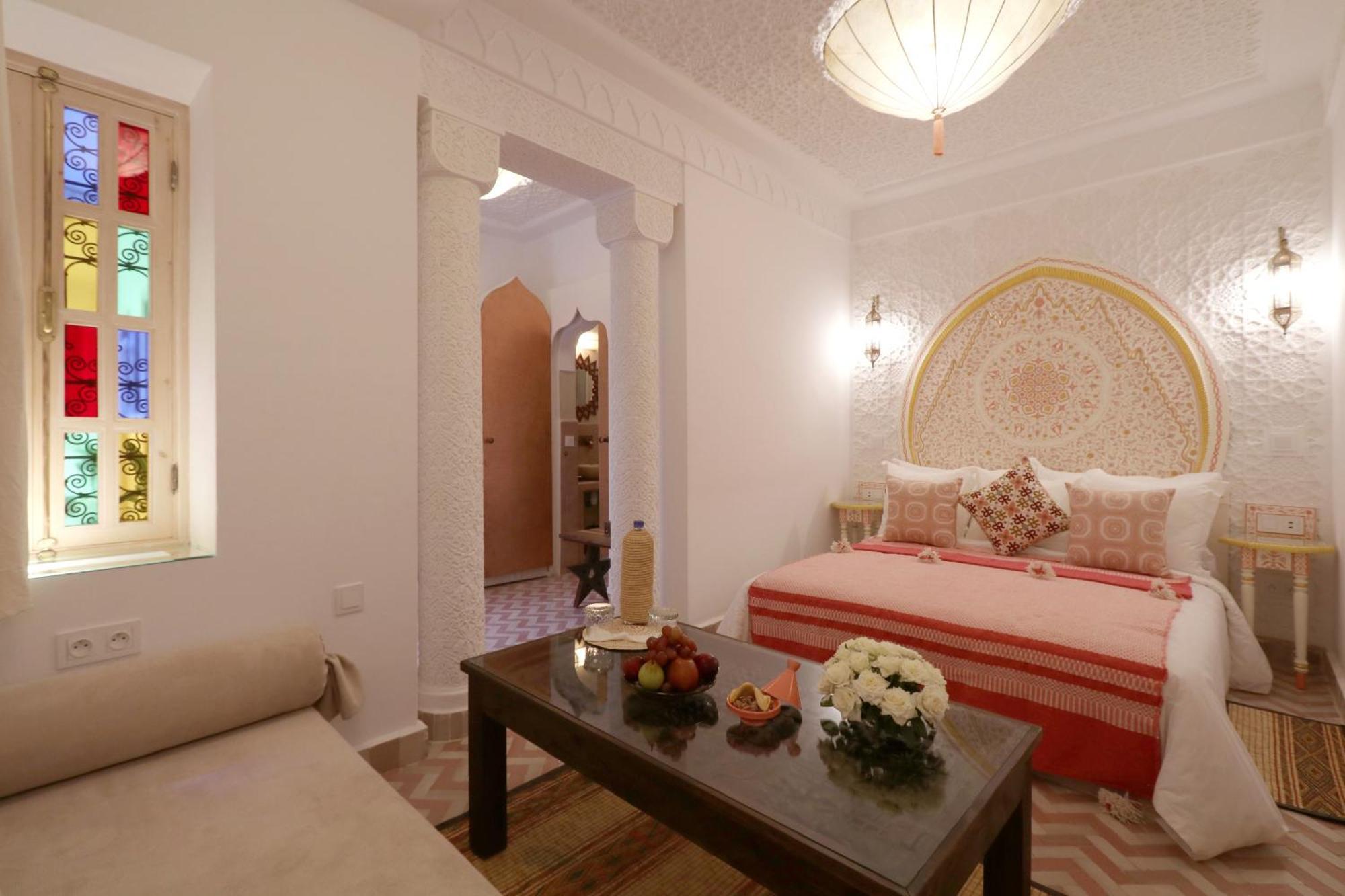Riad Wazani Square & Spa Маракеш Стая снимка